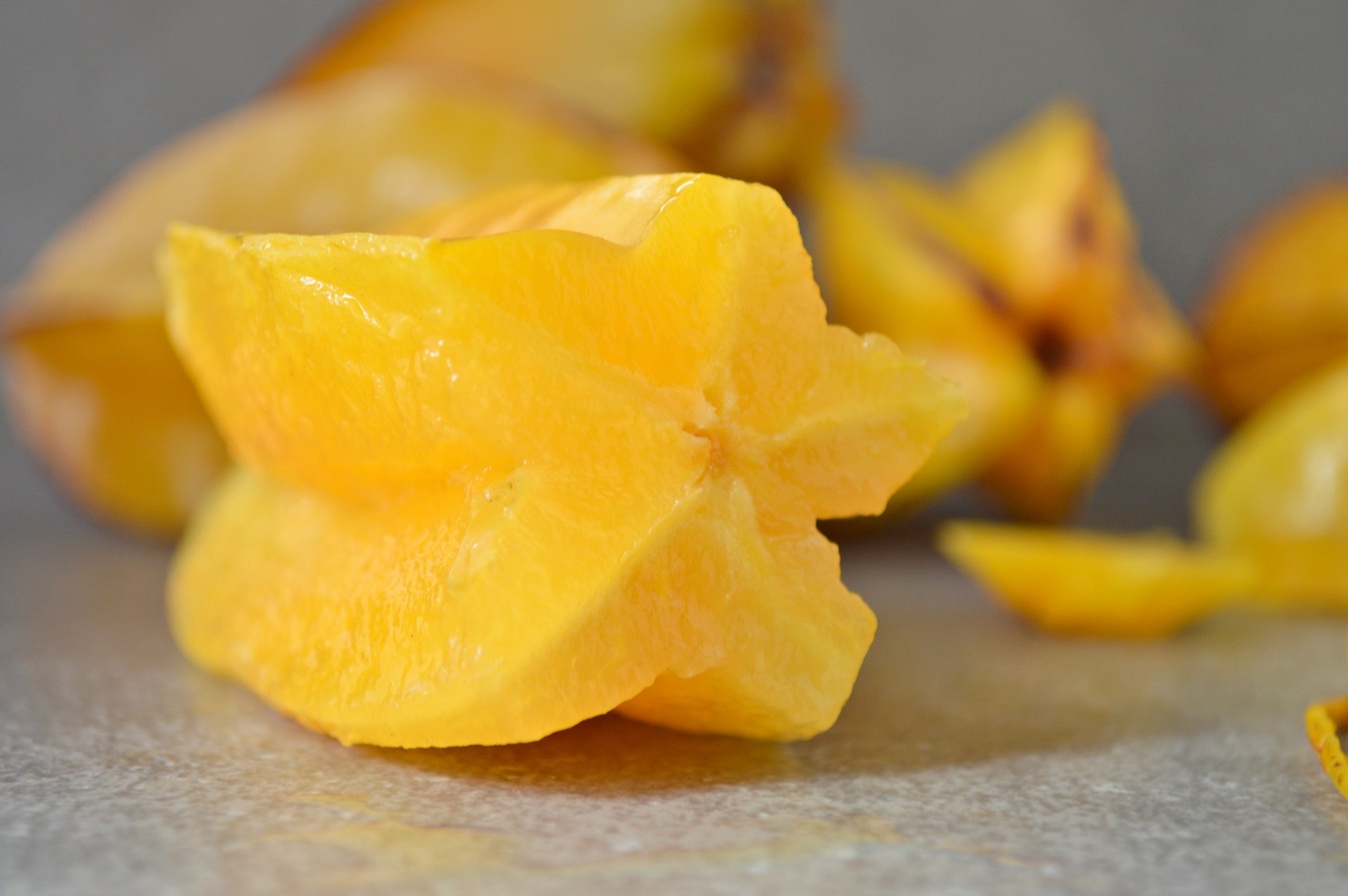 How To Eat Star Fruit Genius Kitchen