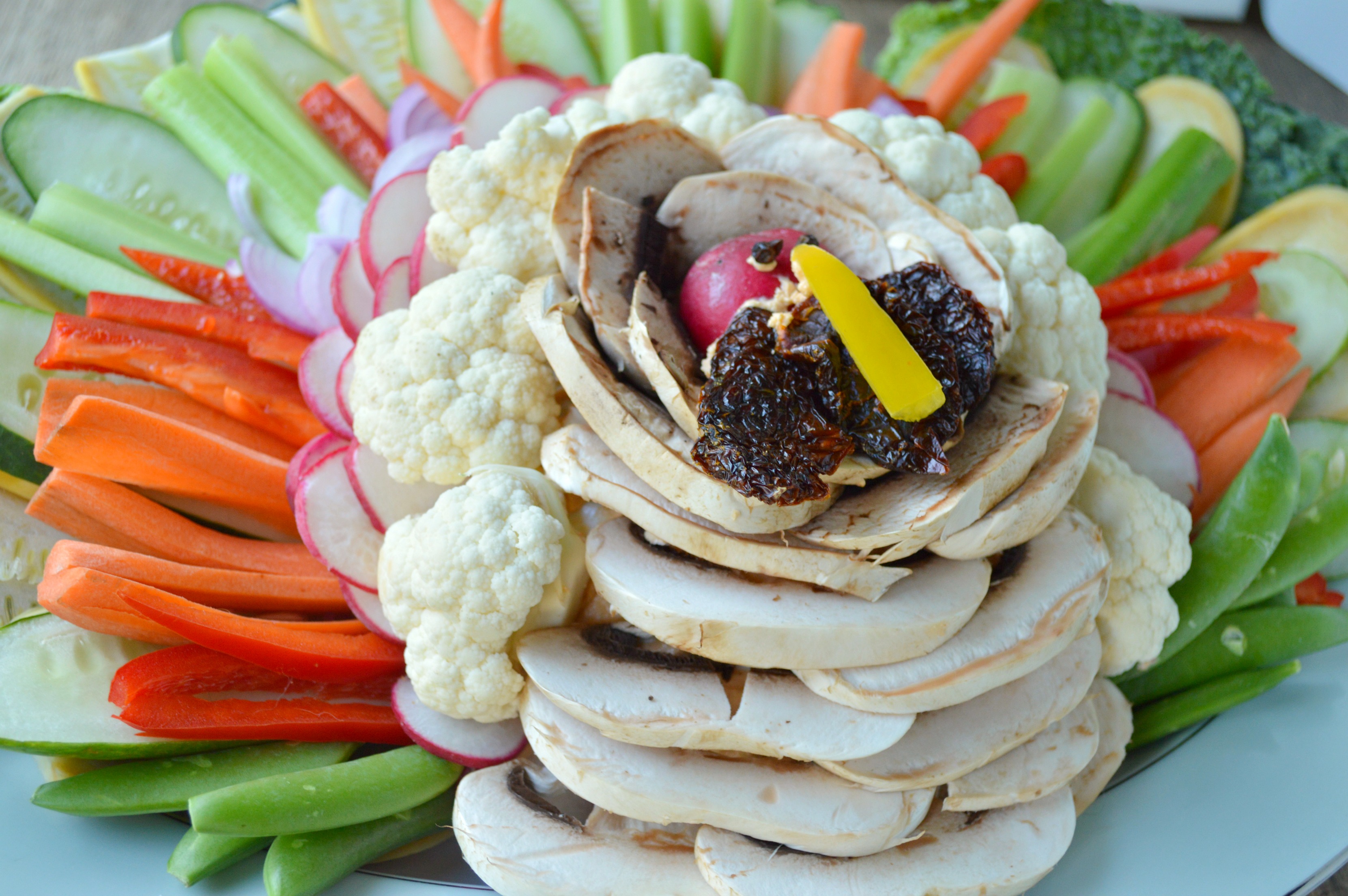 How to Make a Turkey Veggie Centerpiece