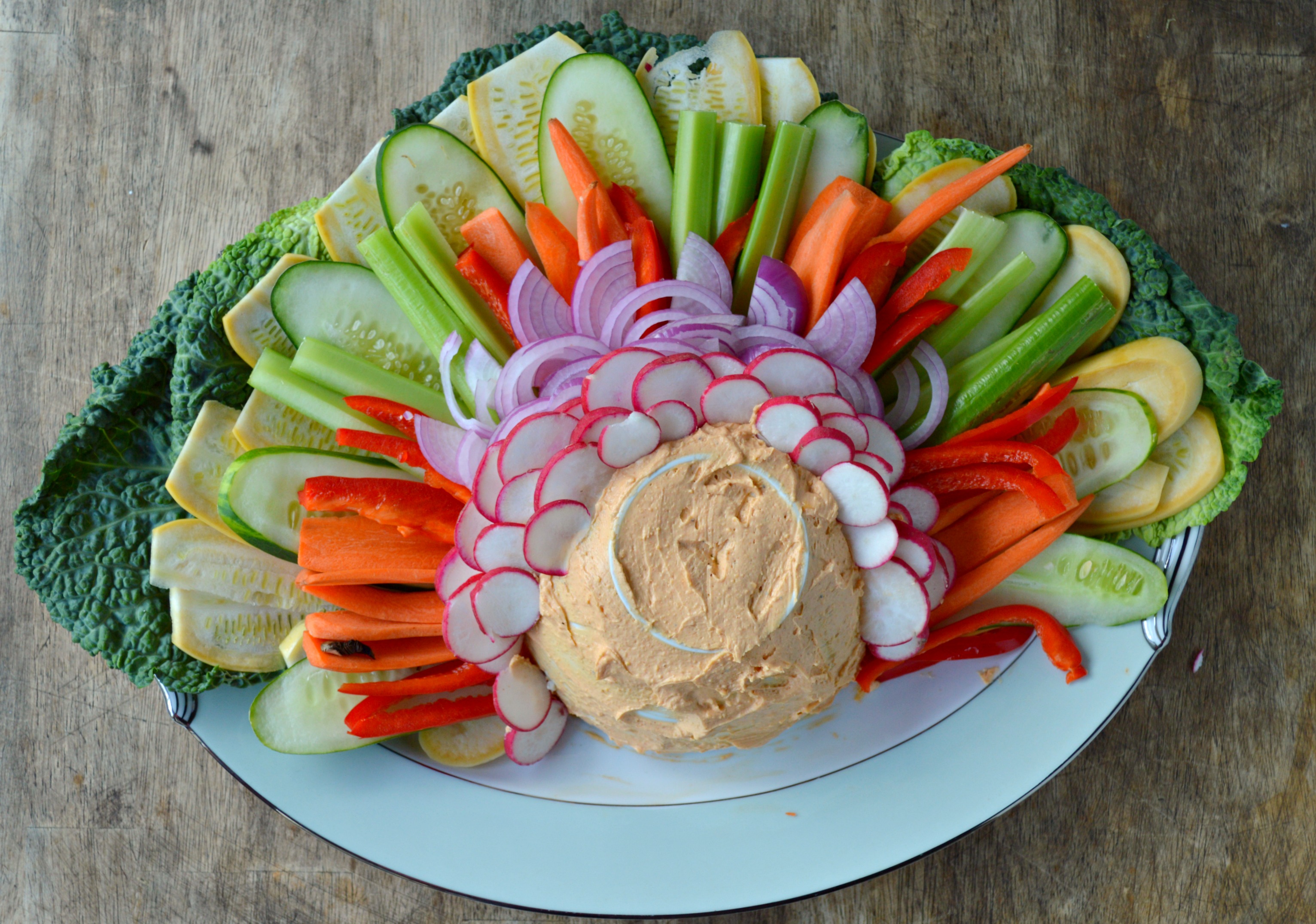 How to Make a Turkey Veggie Centerpiece
