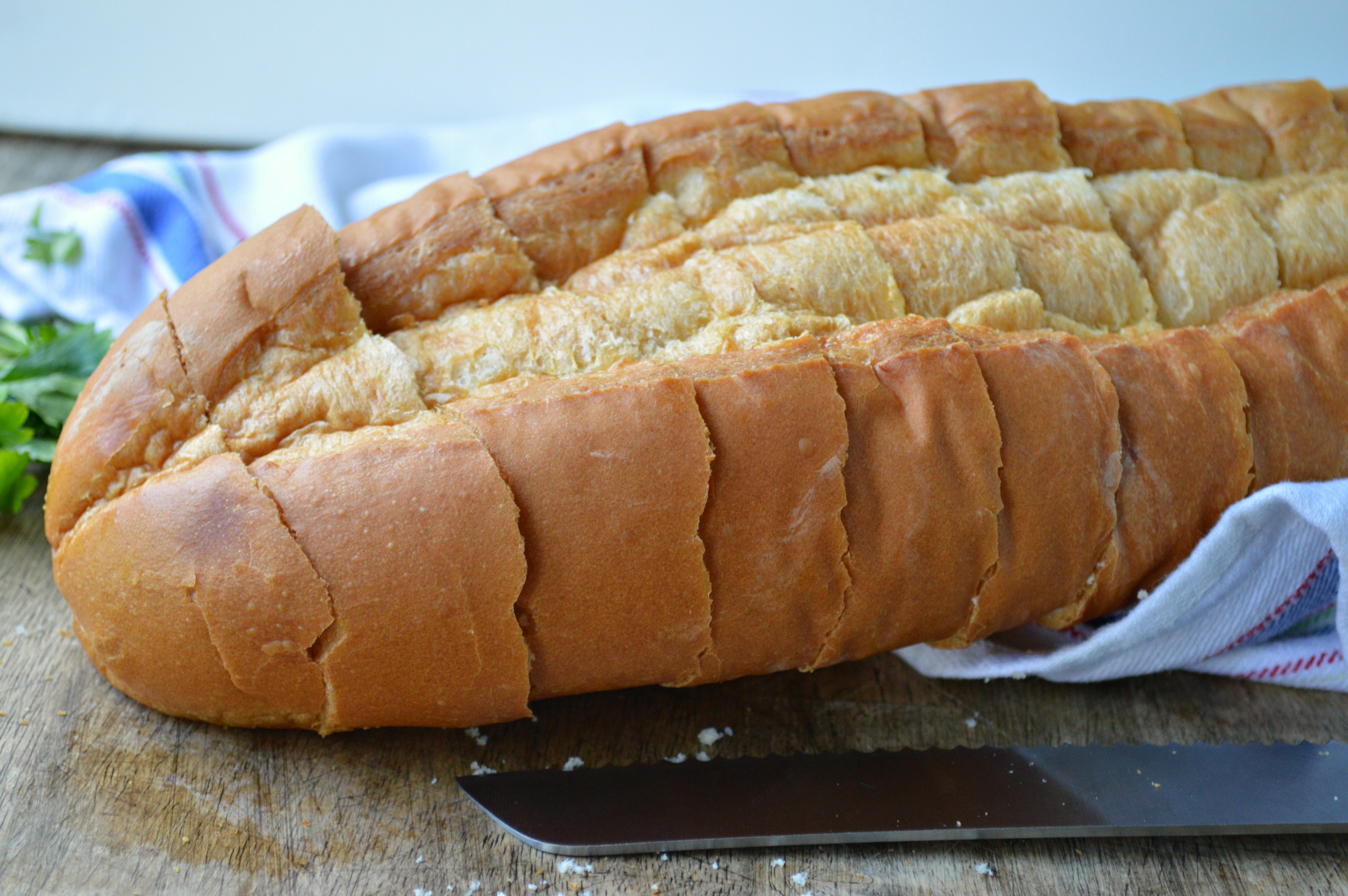How to Make Garlic Bread